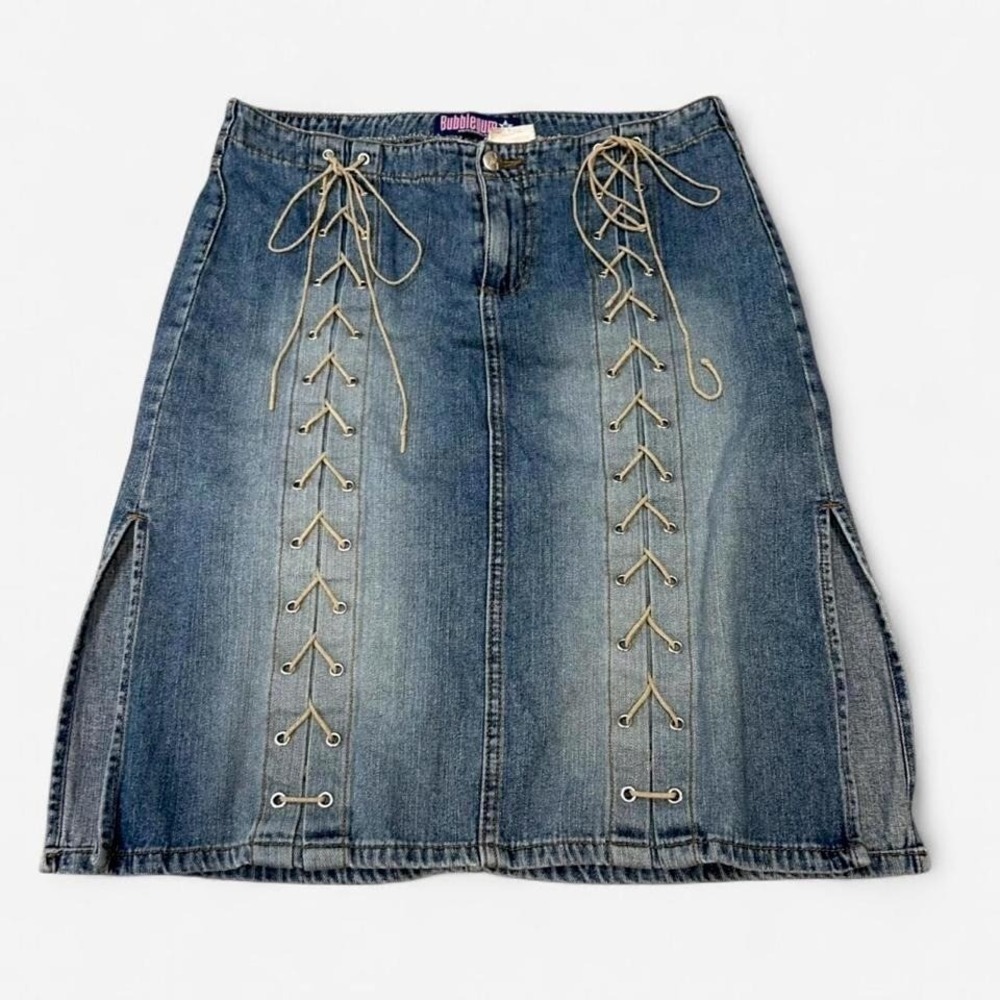 90s Y2K Bubblegum USA Denim A-Line Skirt Faded Lace Up Grommets 31" Waist Boho